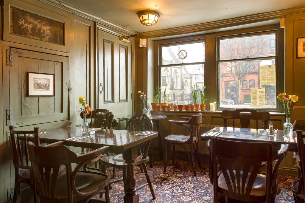 Wheatsheaf Couette-café