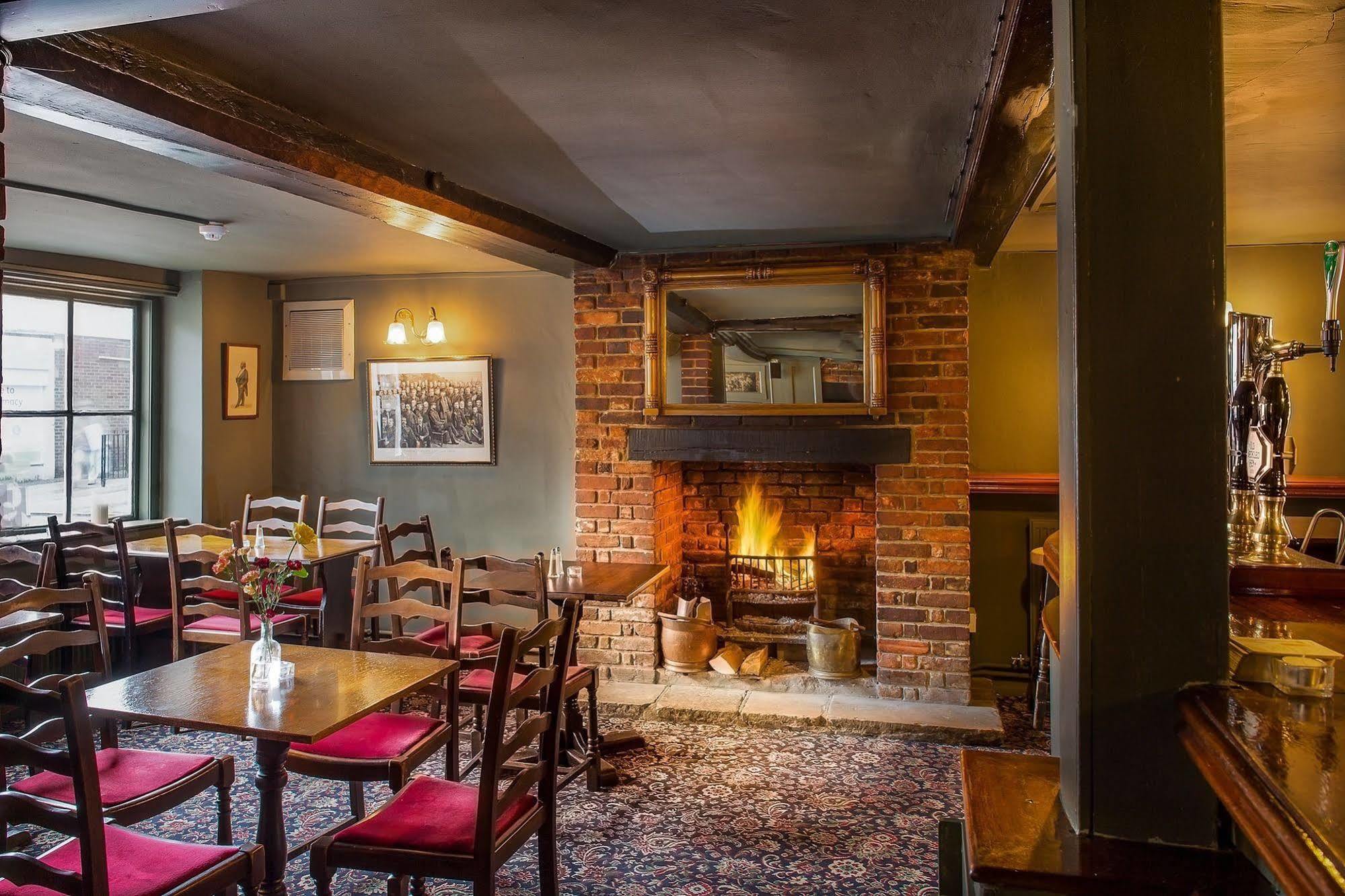 Wheatsheaf Newport (Isle Of Wight)