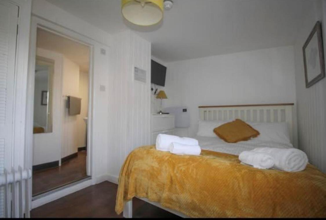 Bed & Breakfast Wheatsheaf Newport (Isle Of Wight)