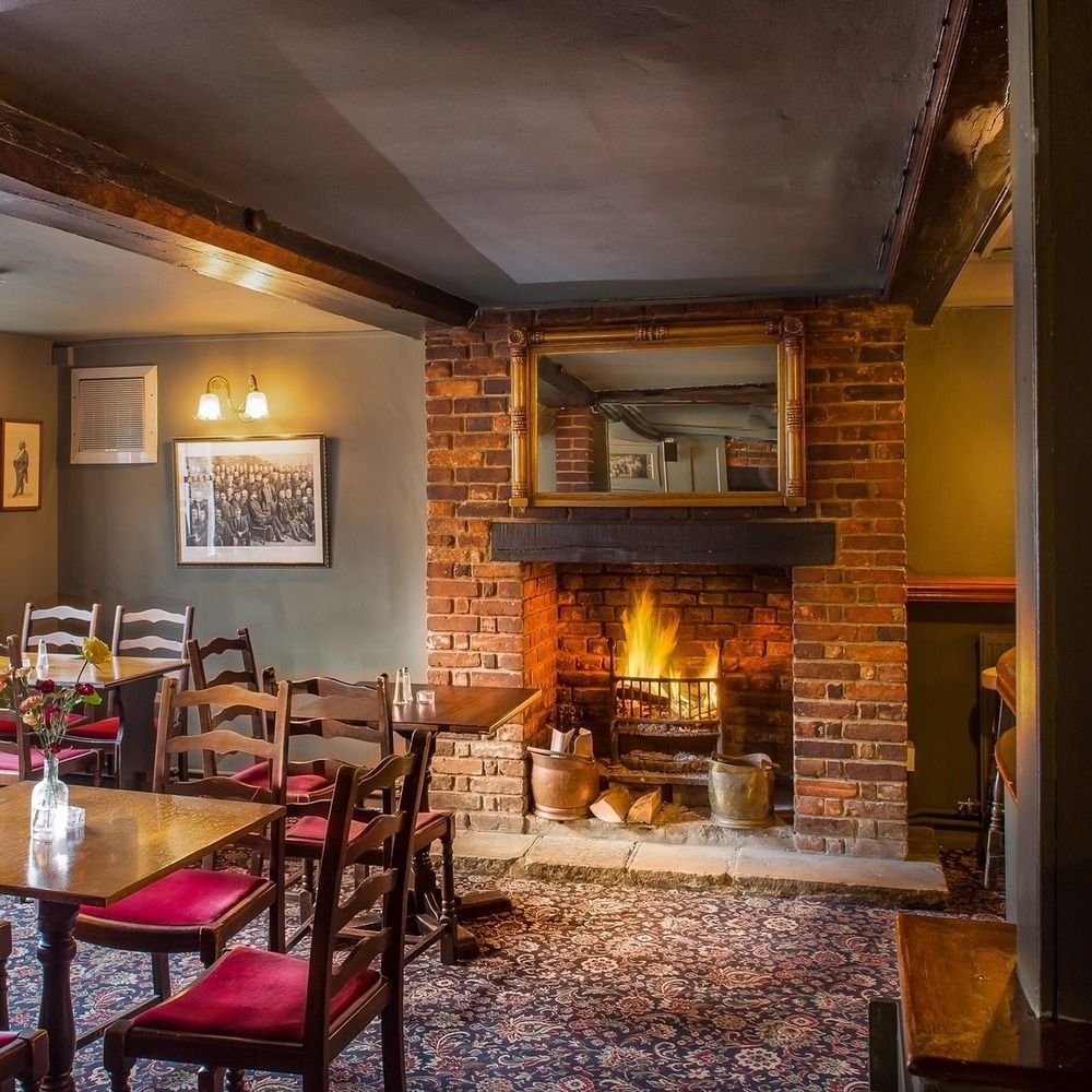 Wheatsheaf 4* Newport (Isle Of Wight)